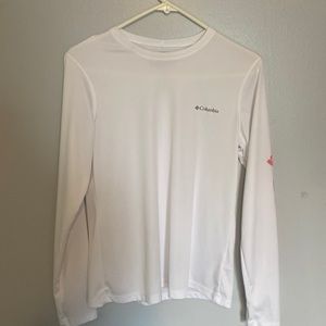 2 pack of columbia sun protection shirts!
